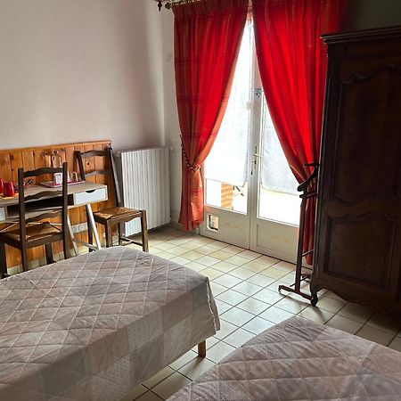 Manoir De La Gravette, Maison & Table D'Hotes Монтобан Екстериор снимка