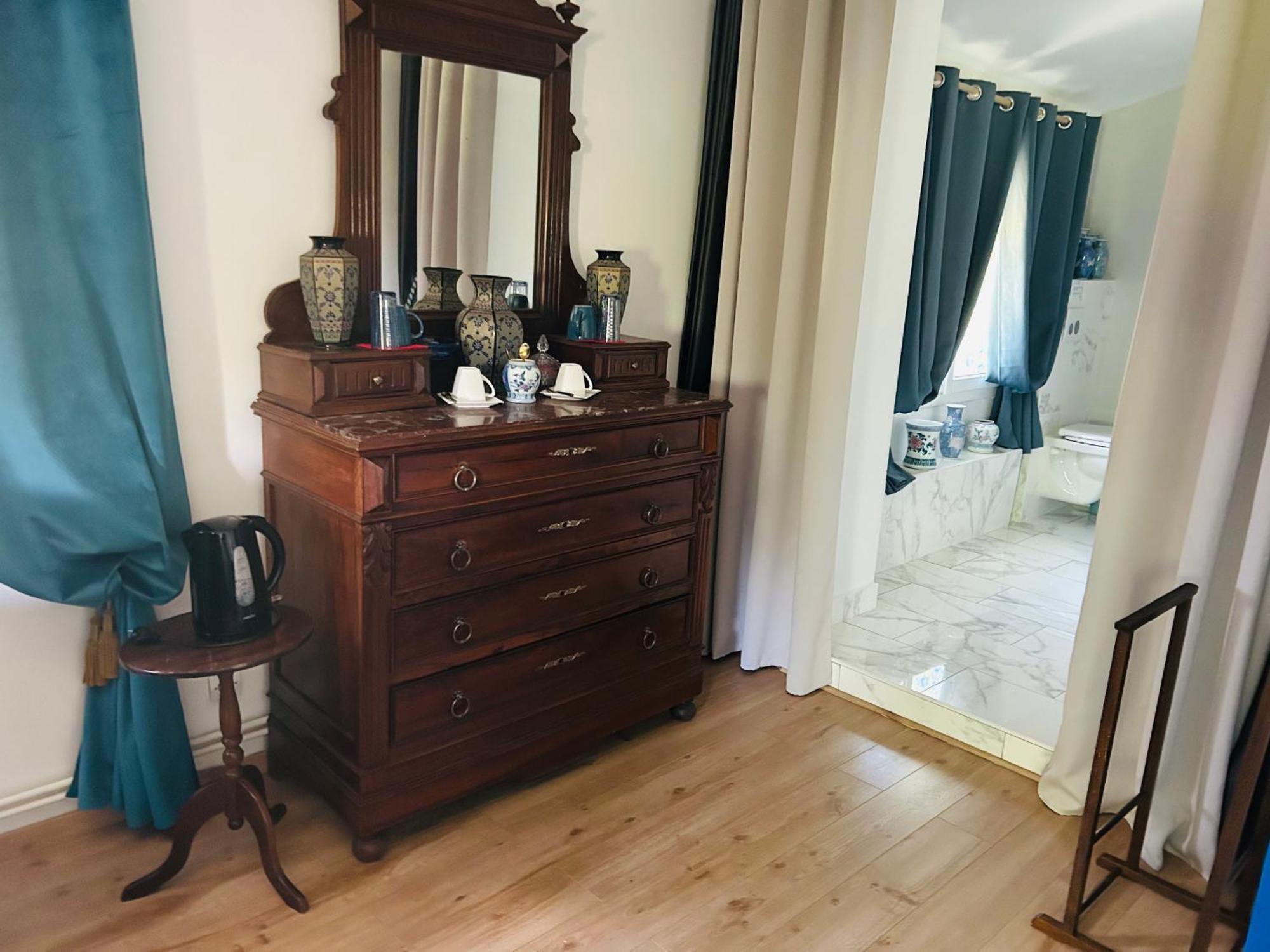 Manoir De La Gravette, Maison & Table D'Hotes Монтобан Екстериор снимка